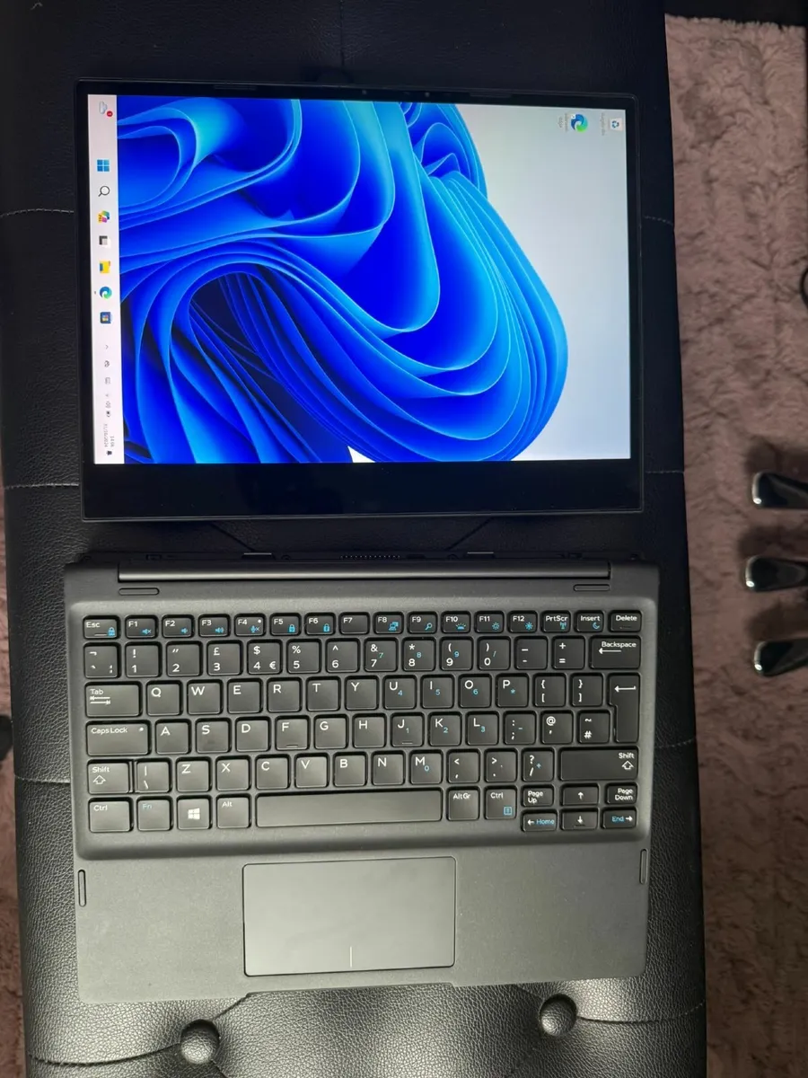 Dell Latitude 7285 2in1 Laptop i5/8GB/128SSD/FHD - Image 3