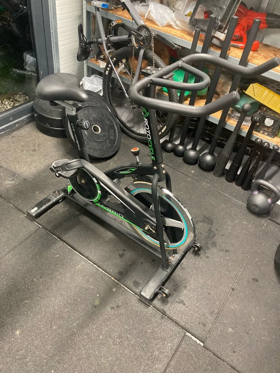 Spinning Bike - Image 1