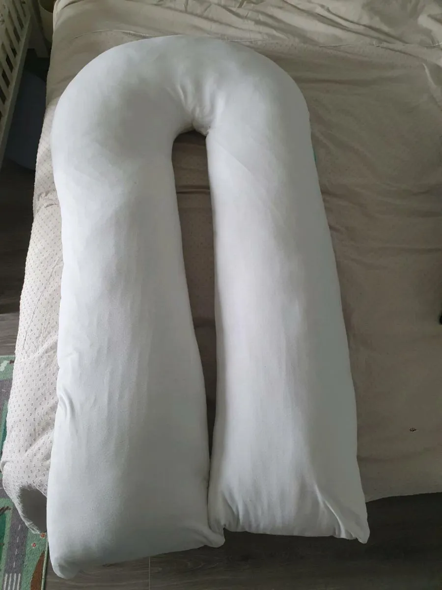Pregnancy Pillow - Image 1