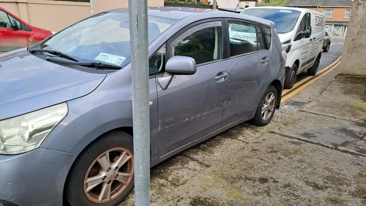 Toyota verso 2010 2.0 7 seater - Image 3