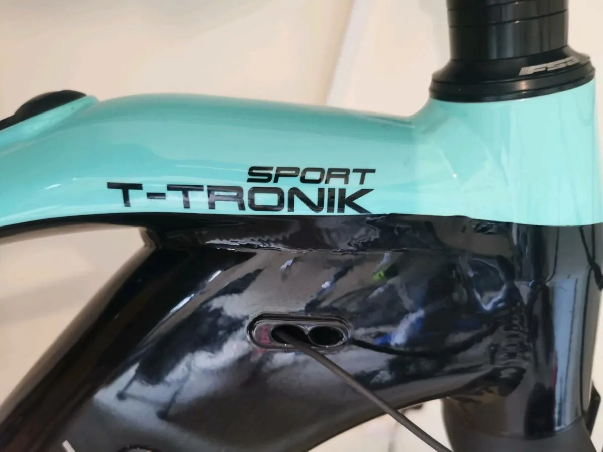 Bianchi T-Tronik Sport 9.2 electric bike XL - Image 2