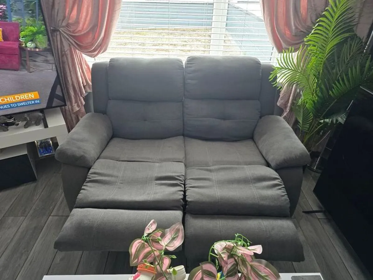 3x2 Grey Recliners Setties - Image 1