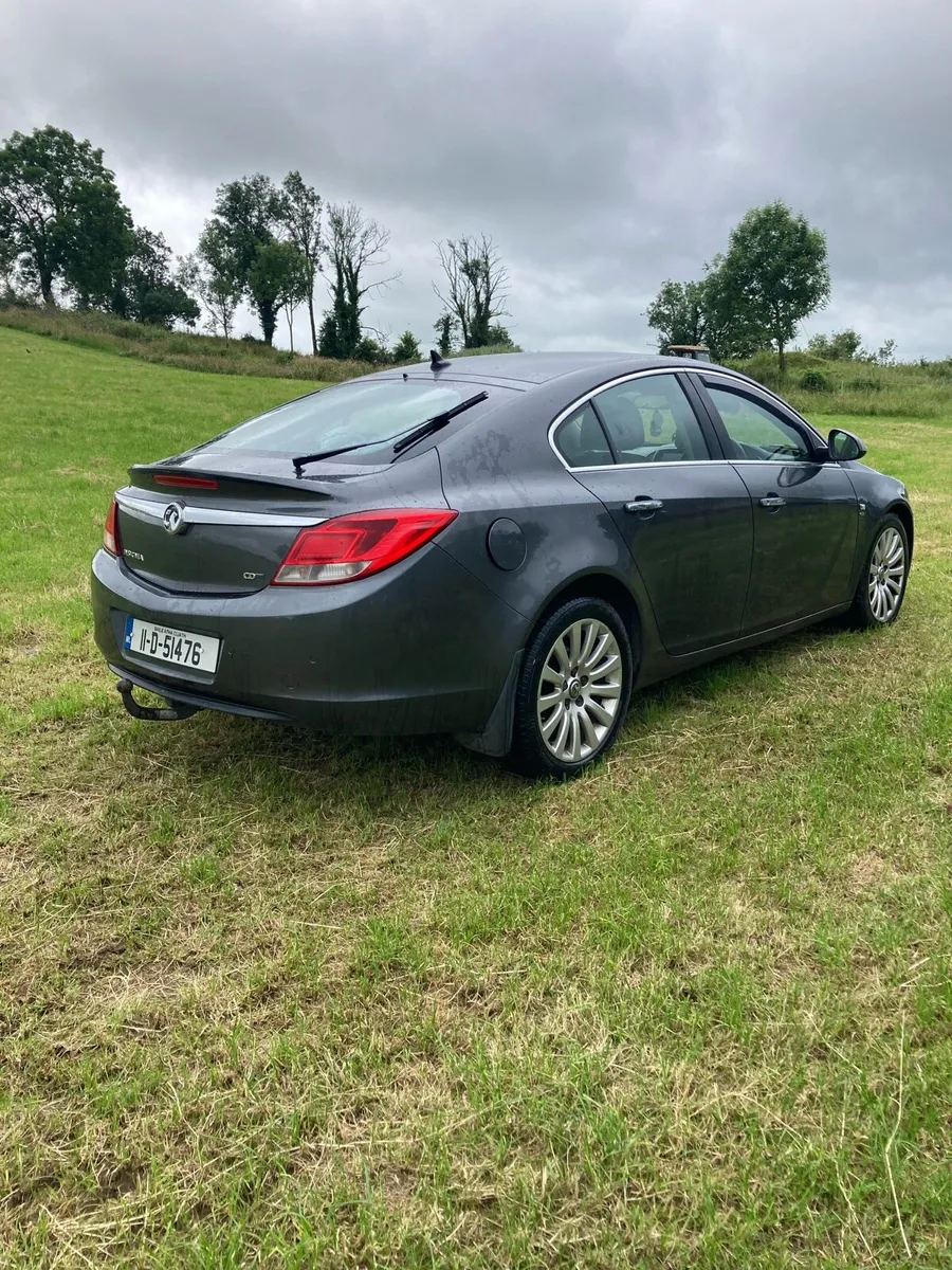 Car - Image 2