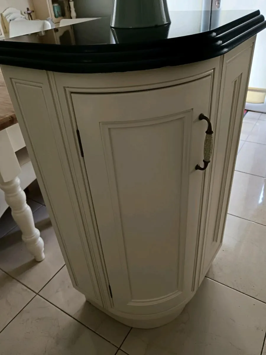 Kitchen cabinet - Image 4