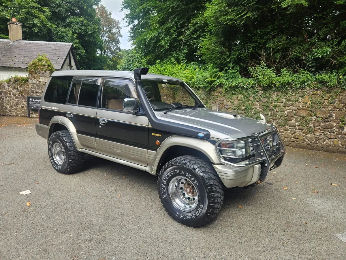 Mitsubishi Pajero - Image 1