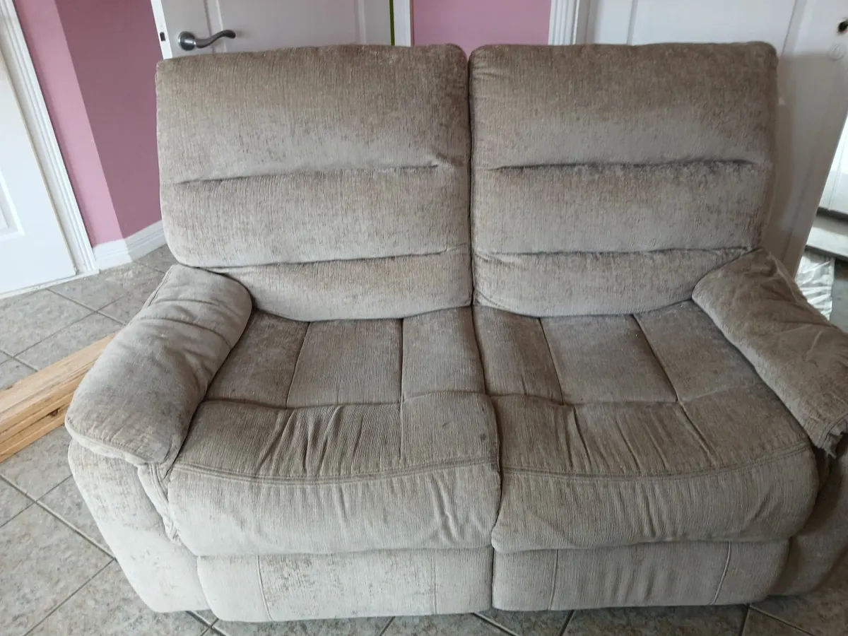 X2 two seater recliner couches - Image 2