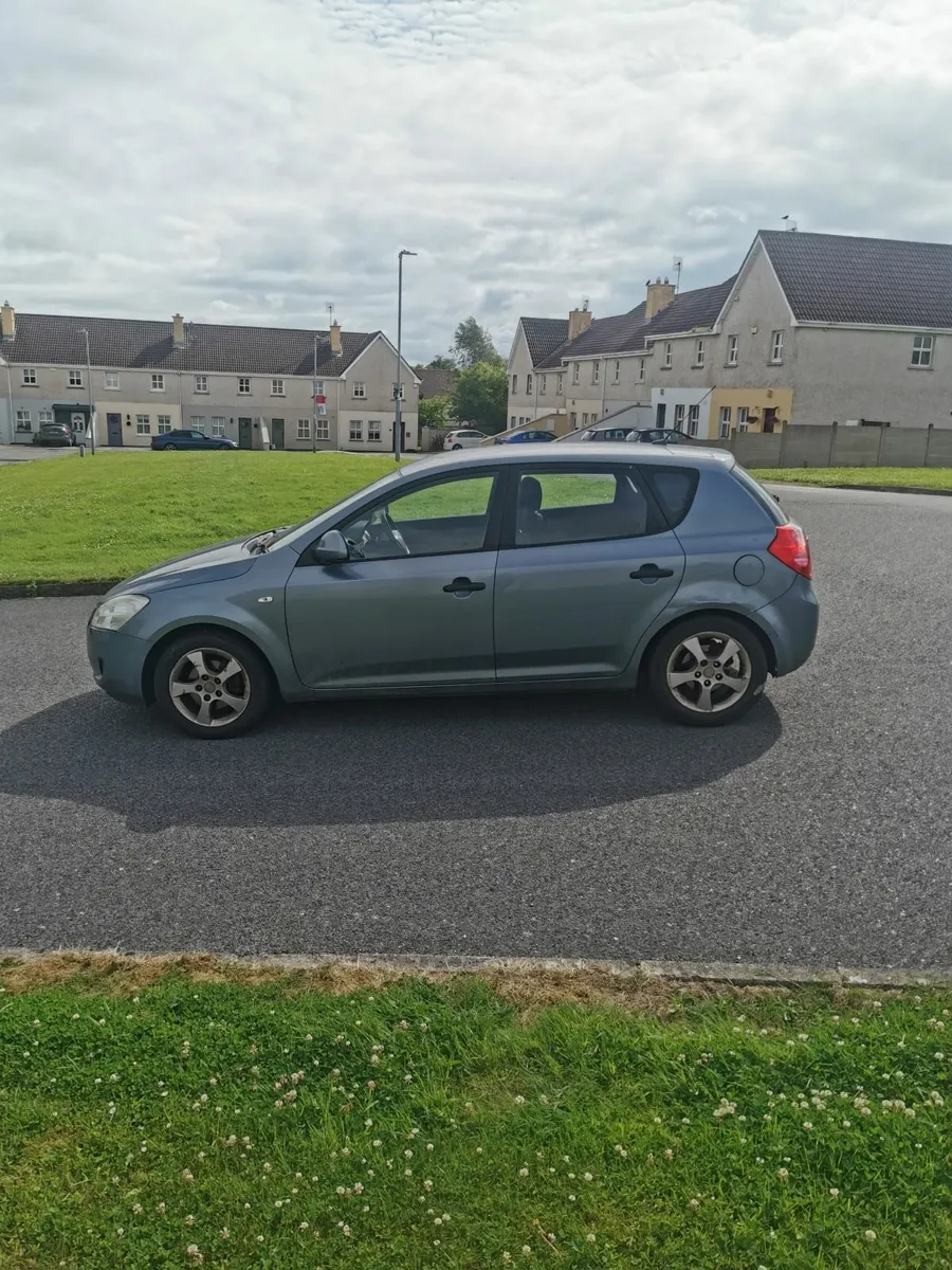 Kia Ceed 1.6 petrol Automatic nct 9/25 tax 8/25 - Image 3
