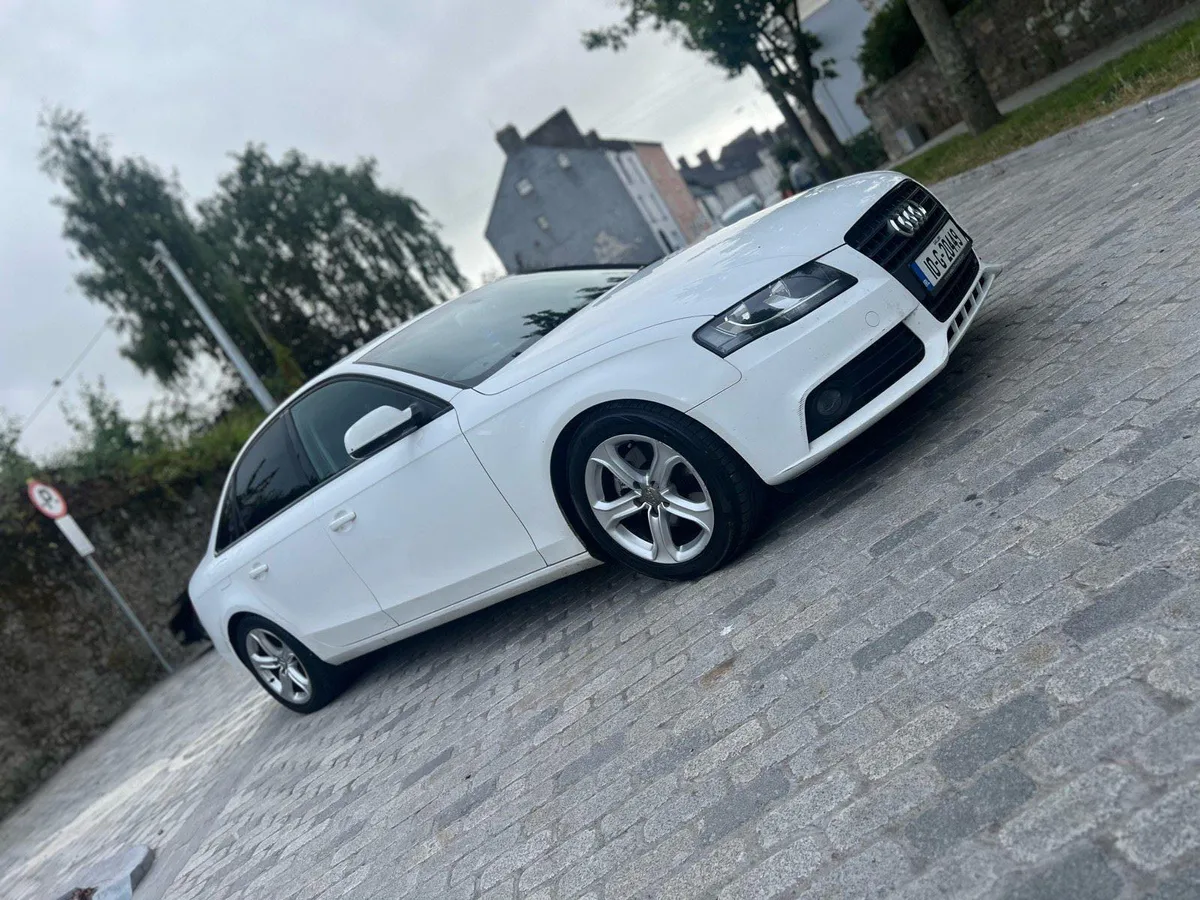 Audi a4 - Image 1