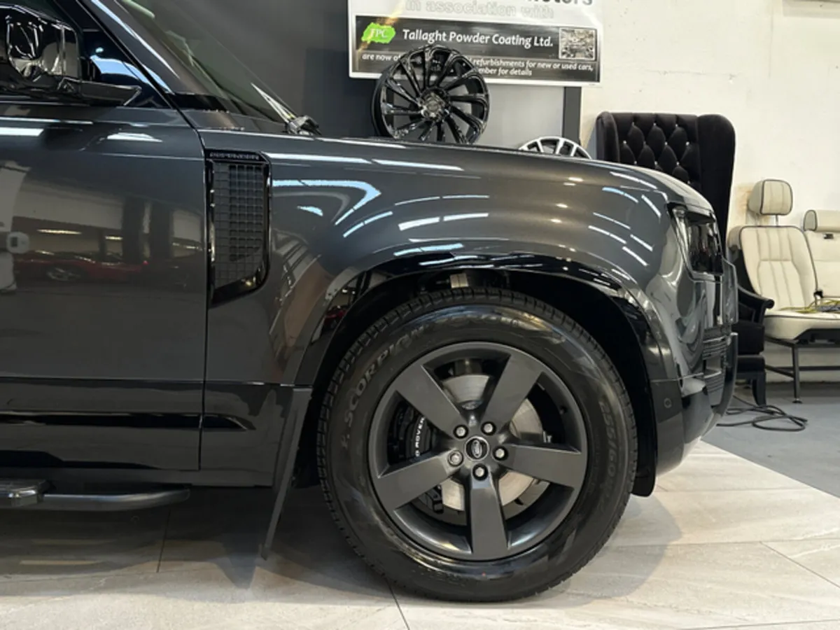 X-DYNAMIC HSE E-HYBRID MEGA SPEC - Image 2