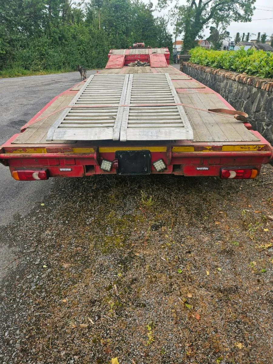 Wraith low loader 3 axle - Image 1