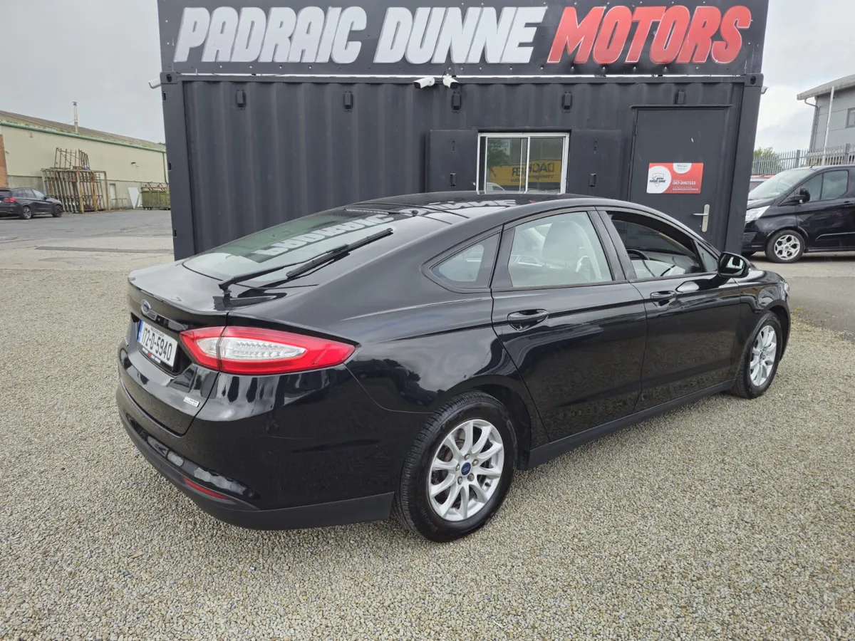 172 Ford Mondeo Low Mileage - Image 2