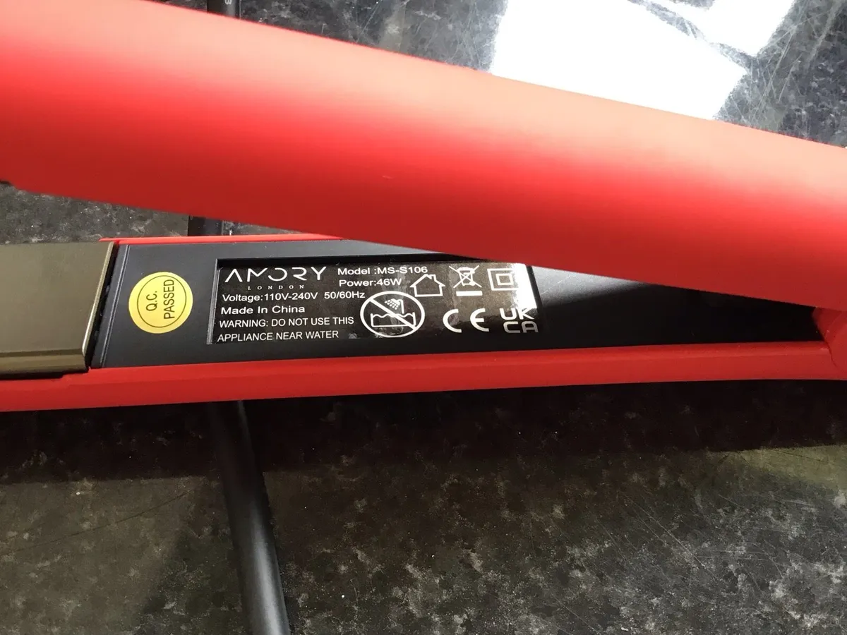 Hair Straightener - Image 4