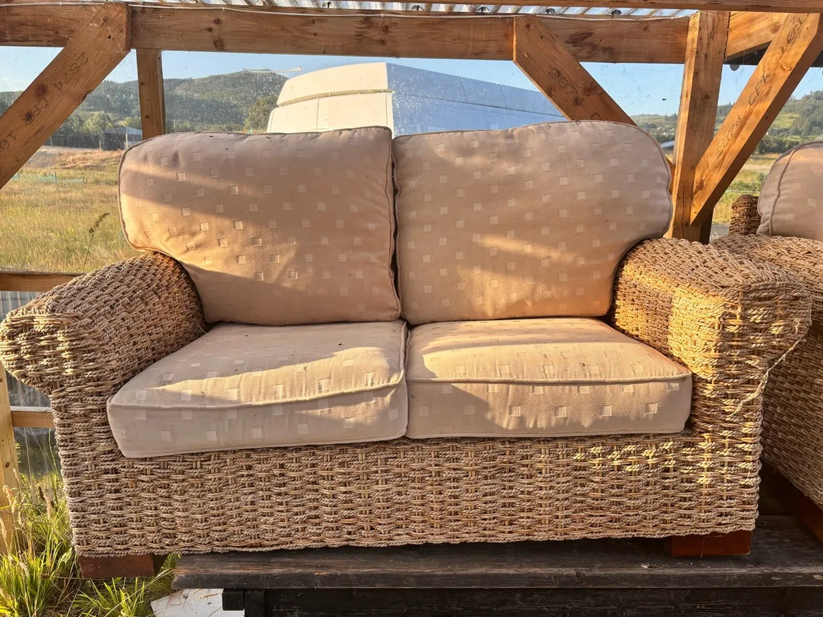 Wicker 2 Seater and 1 seater