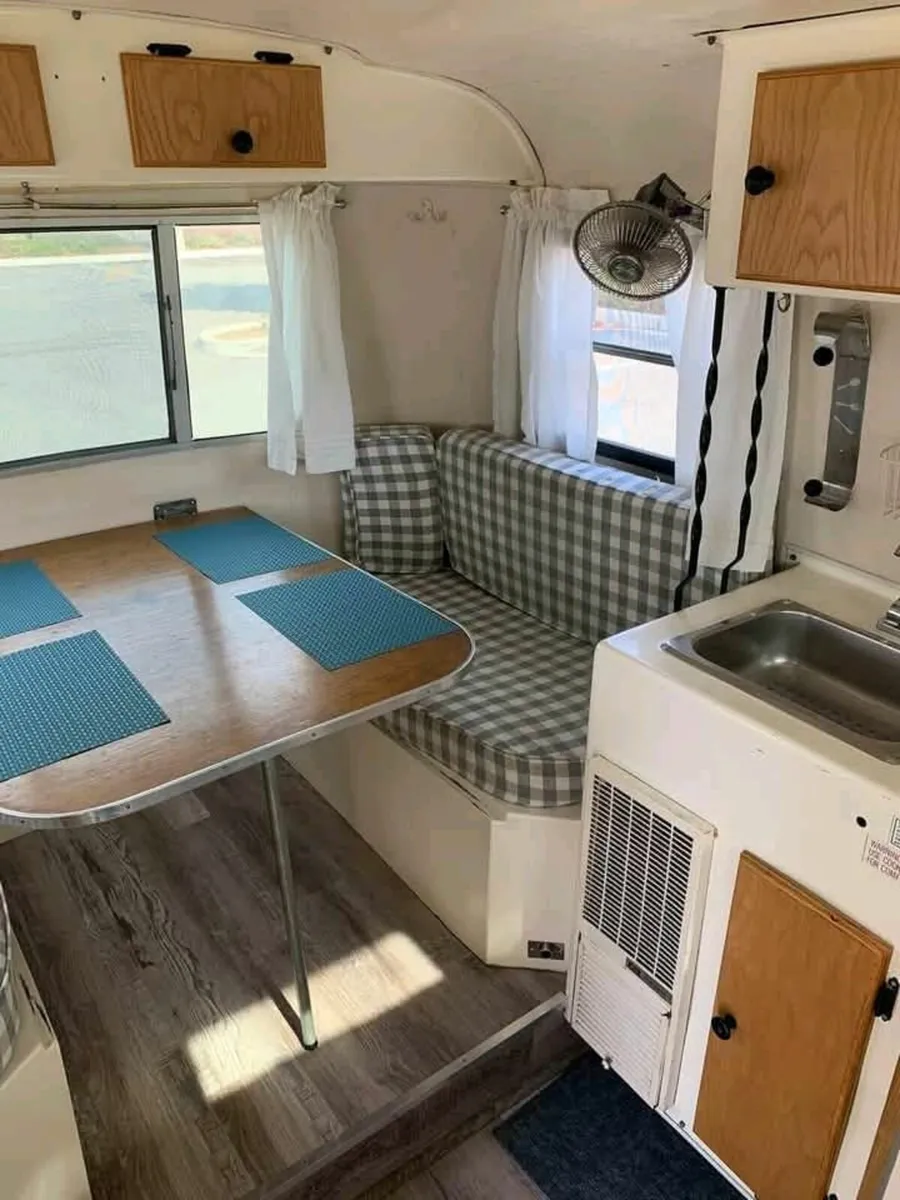 scamp travel trailer - Image 4