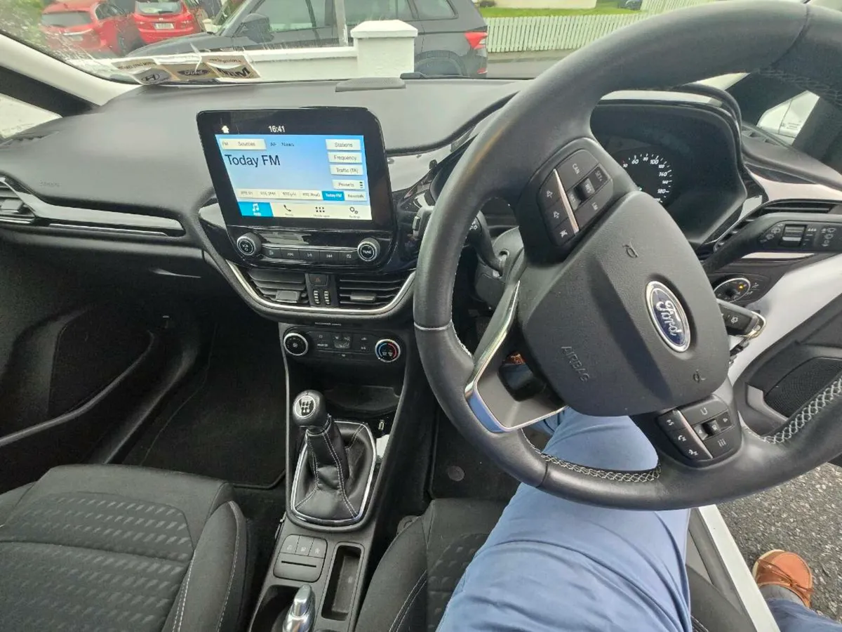 Ford Fiesta - Image 3