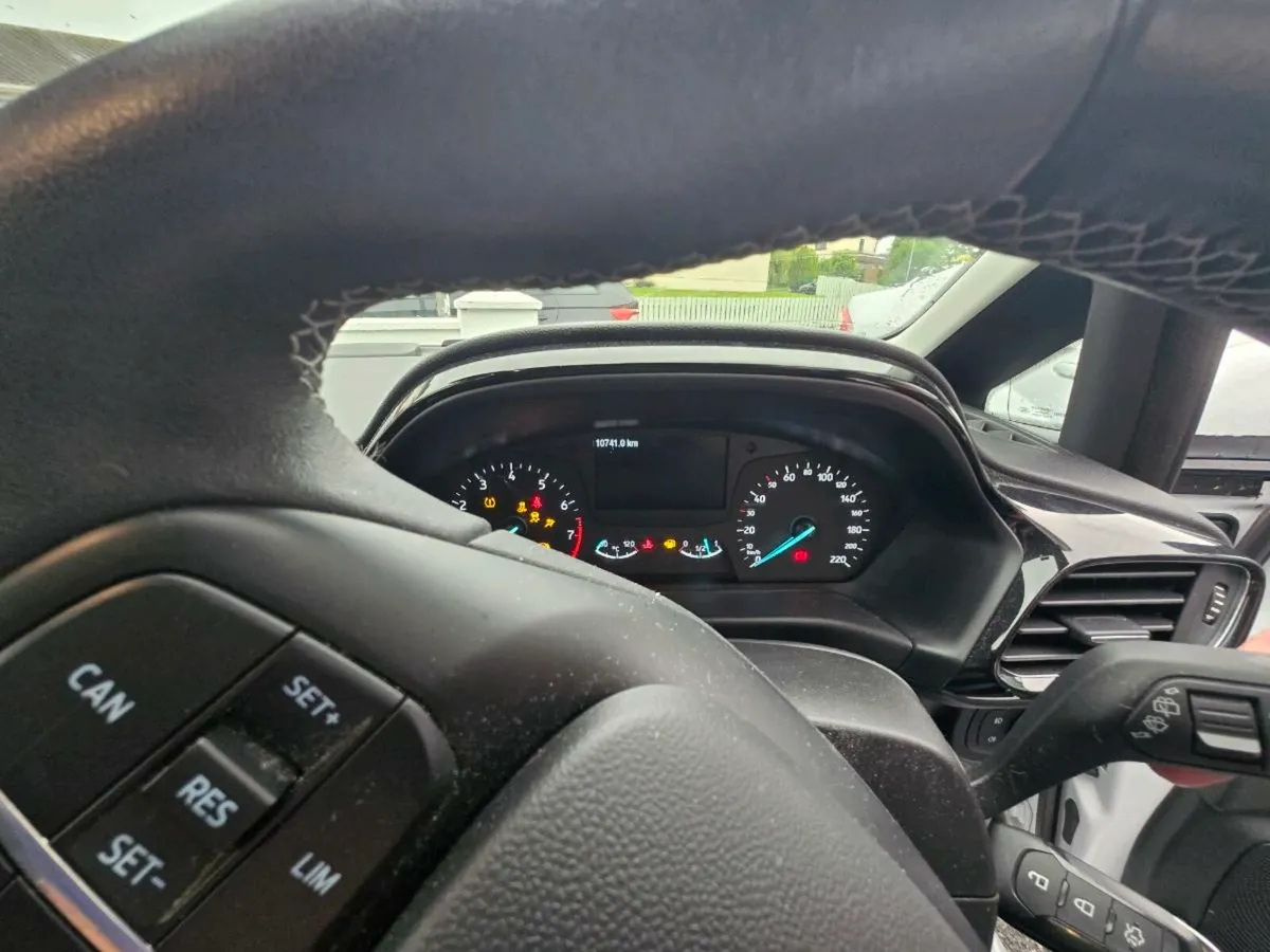 Ford Fiesta - Image 4