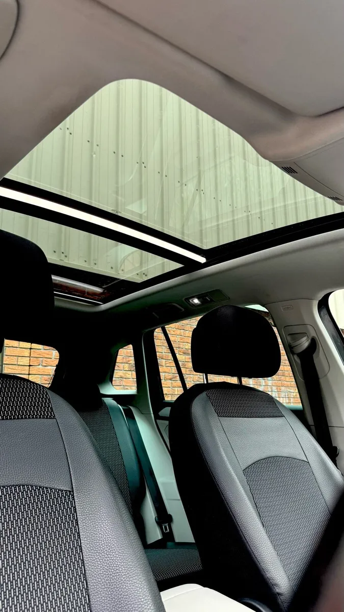 ✨STUNNING 172 VW TIGUAN 2.0TDI SAT NAV, PANO - Image 3
