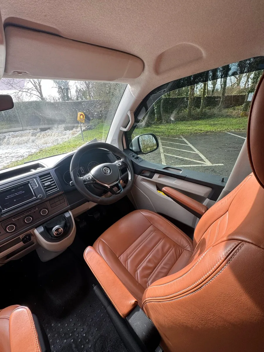 2019 T6, 150BHP,  off grid solar and battery. - Image 3