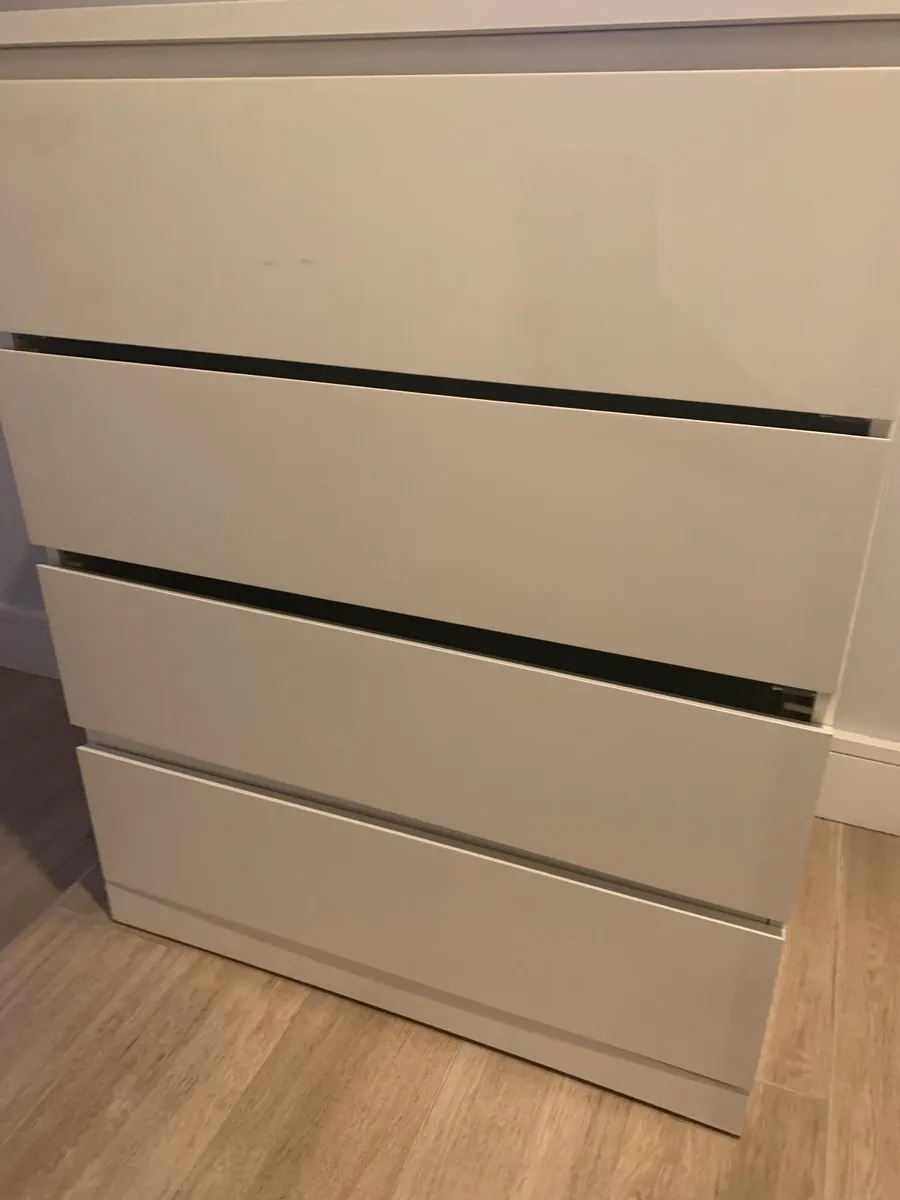 Dresser - Image 1