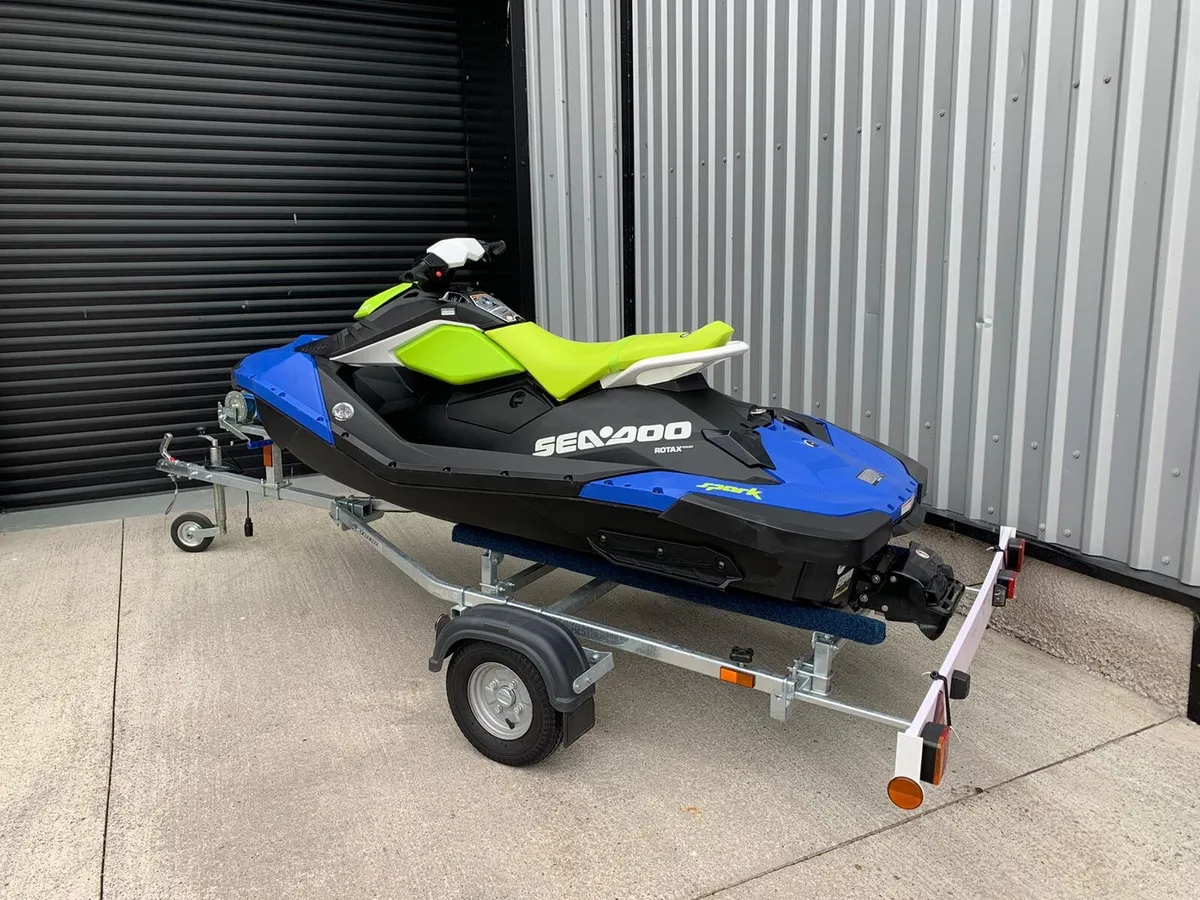 2021 Sea-Doo Spark Jet Ski – Excellent Condition - Image 2
