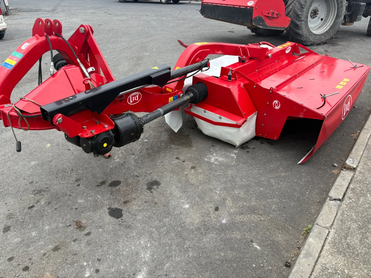 8ft Lely conditioner mower - Image 2