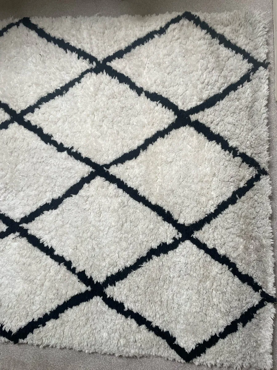 Rug - Image 3