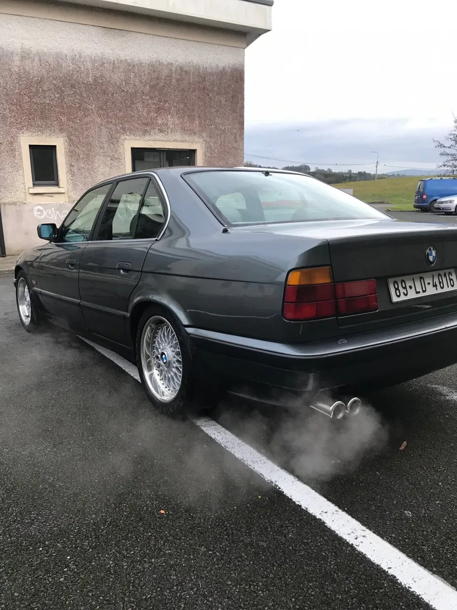 BMW E34 525i - Image 2