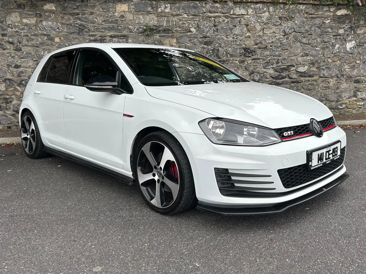 VW Golf GTI  2014 Manual - Image 1