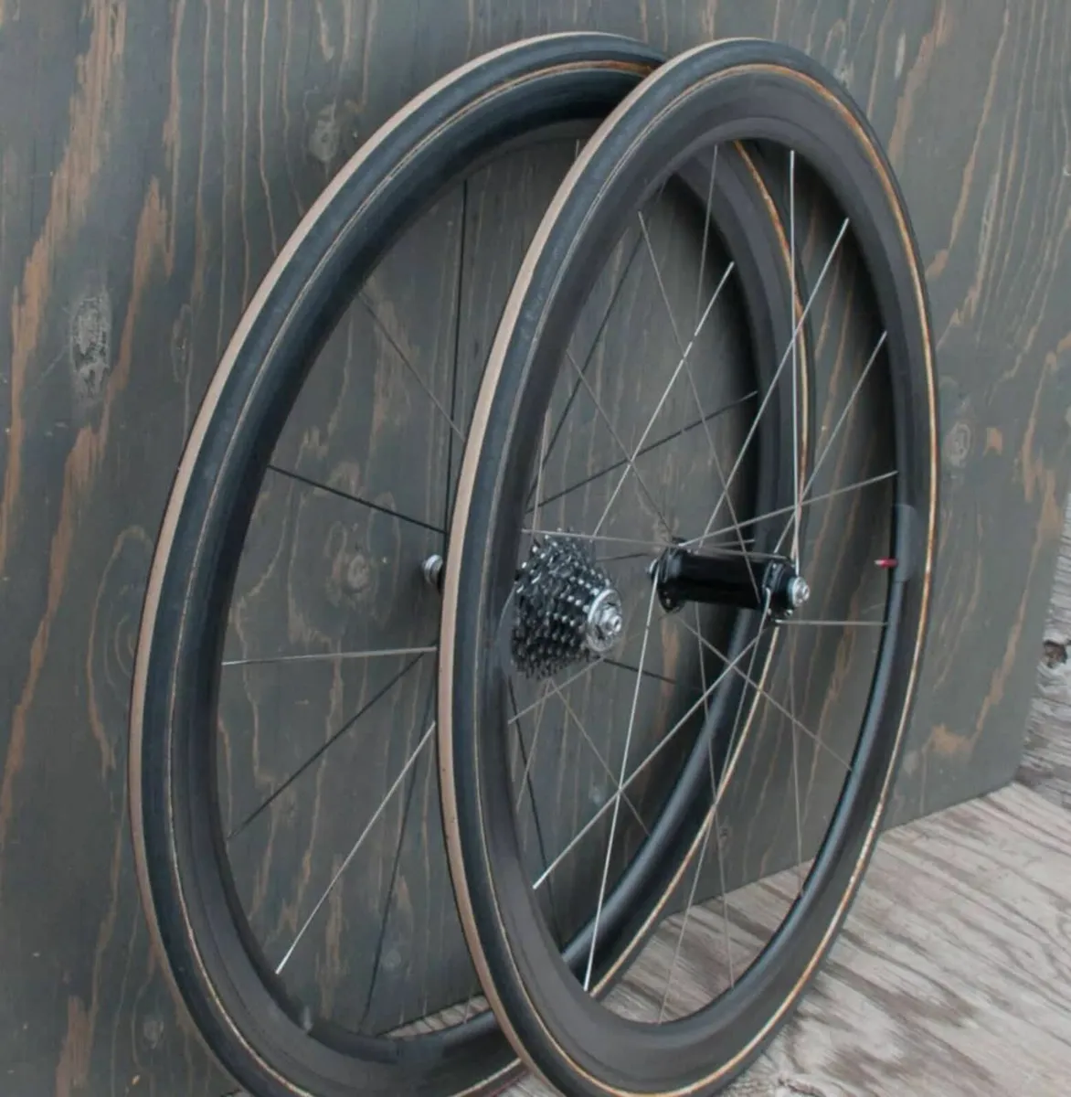 Campagnolo Record 700c road bike wheels - Image 2