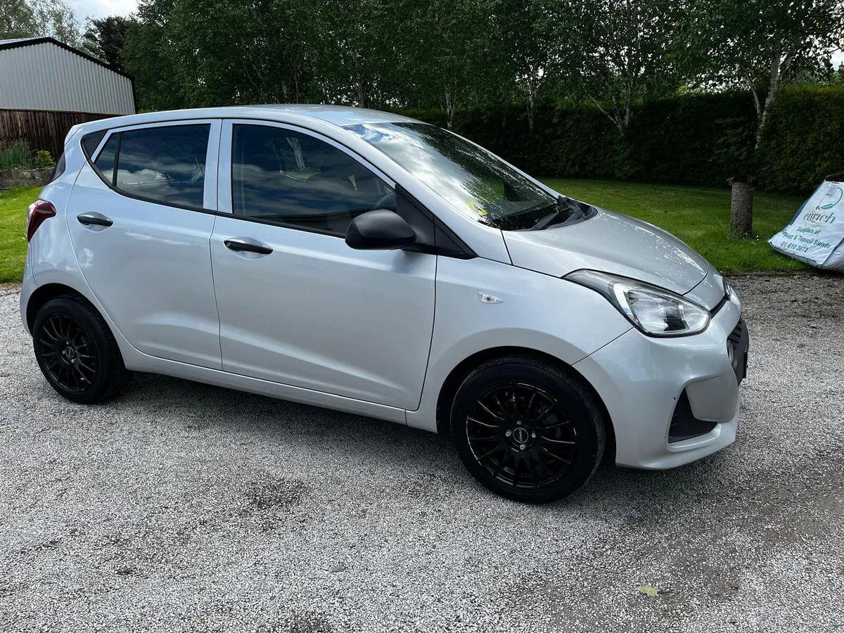 Hyundai i10 Petrol 1.0L New NCT 01/27 - Image 4