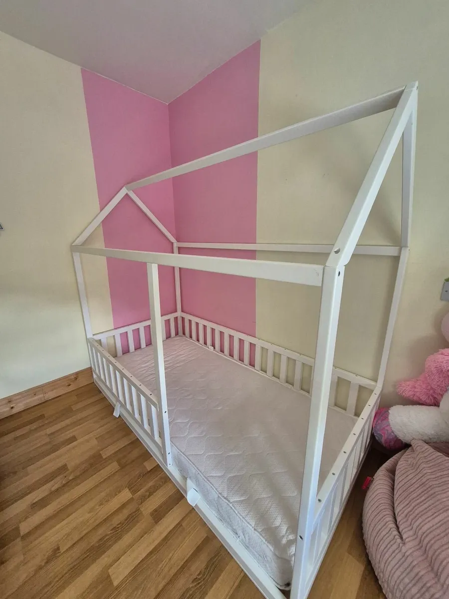 Childrens Bed - Image 2