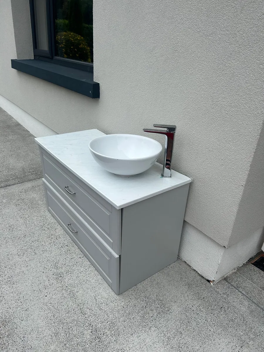 Bathroom Vanity Unit with Sink - Image 4