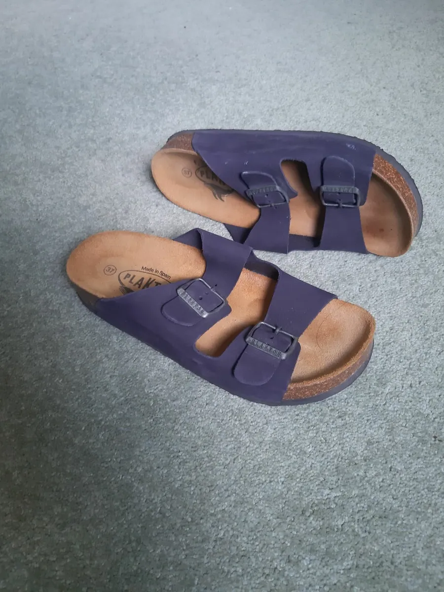 Ladies footwear - Image 1