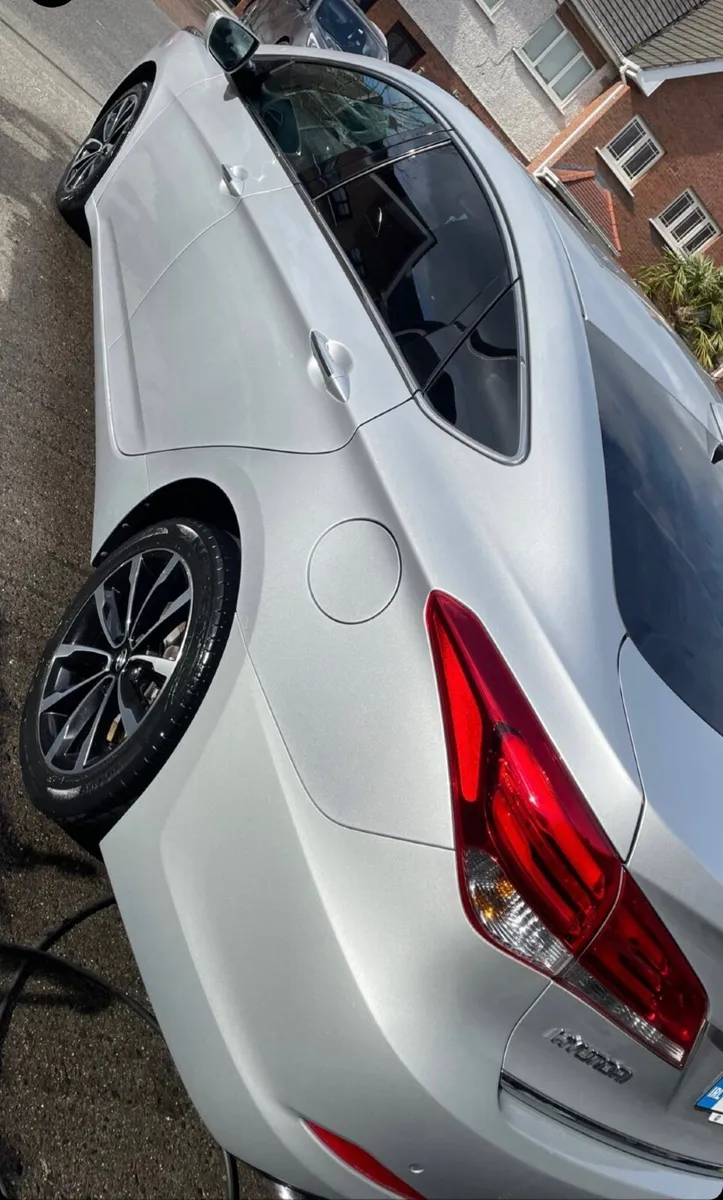 Hyundai i40 2015 UK Spec low milage - Image 3