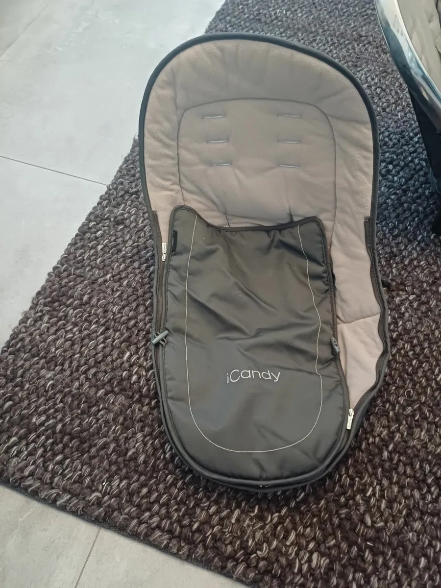 Icandy peach full travel system & accessories - Image 1
