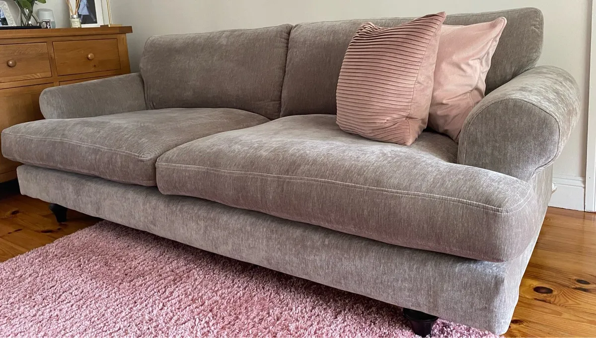 Sofa Suite - Image 1