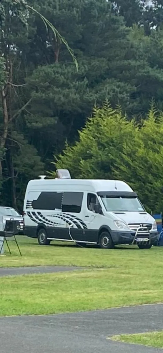 Mercedes-Benz Camper Van - Image 1