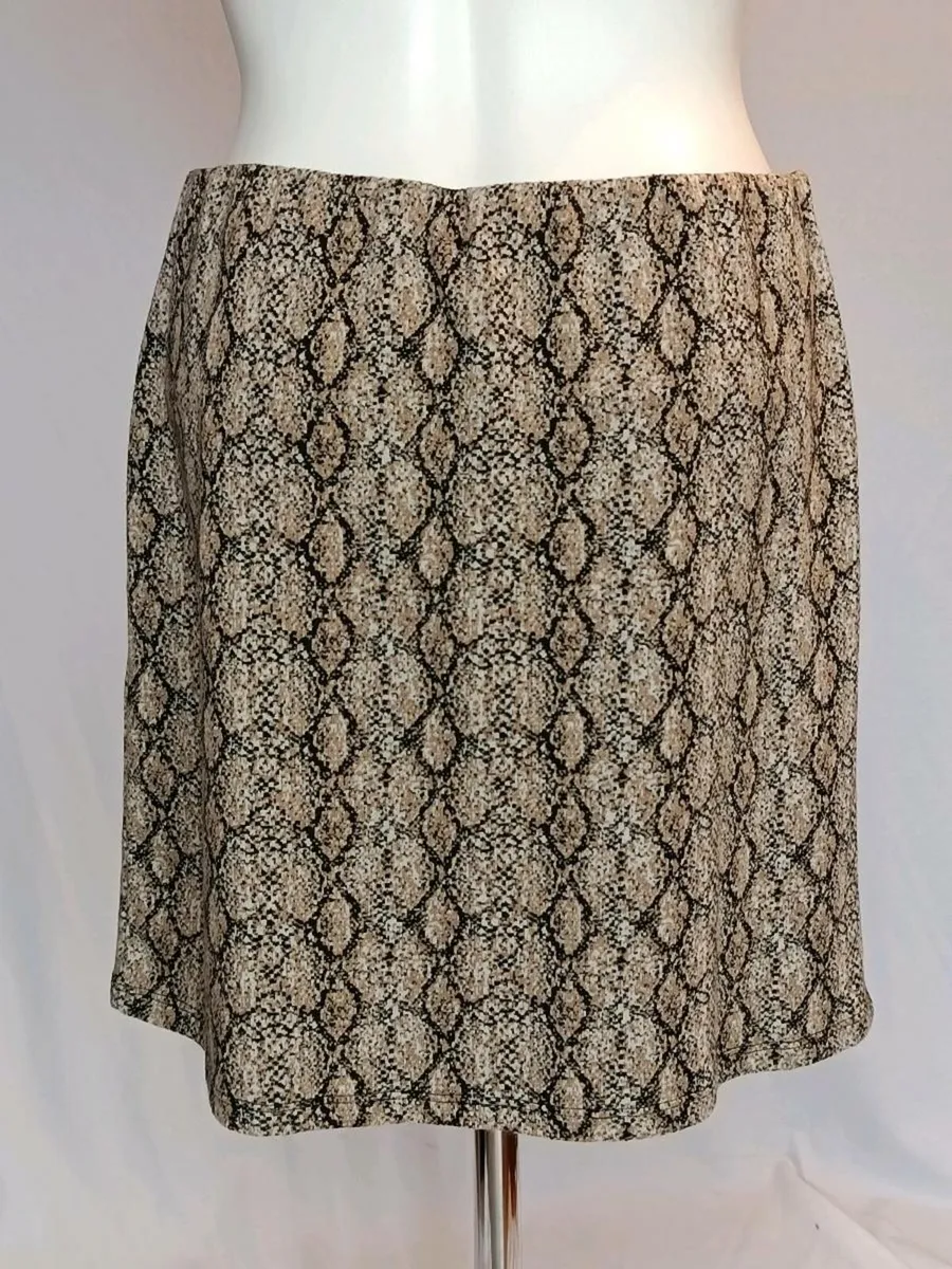 Primark mini-skirt - Image 2