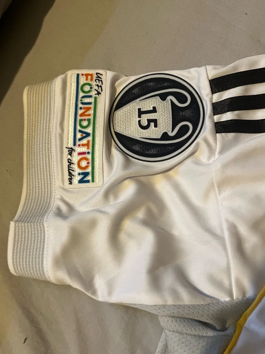 Real Madrid shirt - Image 4