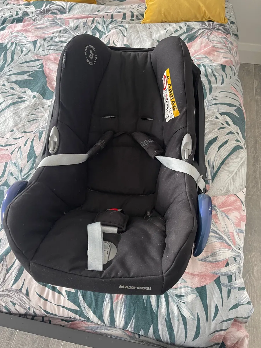 Car seat - Image 3