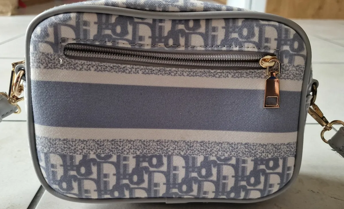 Handbags - Image 3