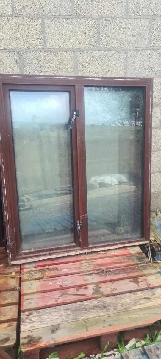Selection of PVC double glassed windows - Image 2