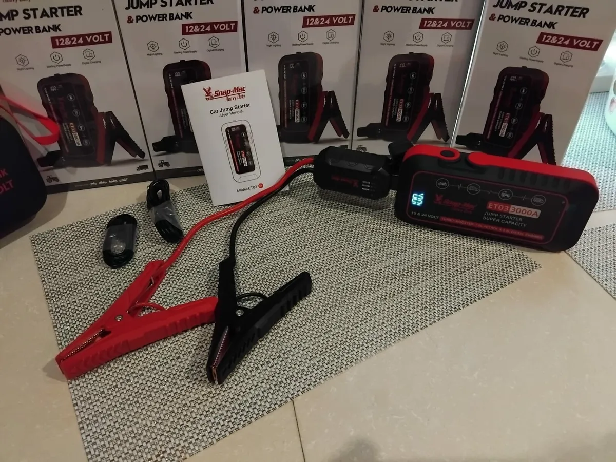 Brand New Snap-mac Jump Starter & Power Bank - Image 3