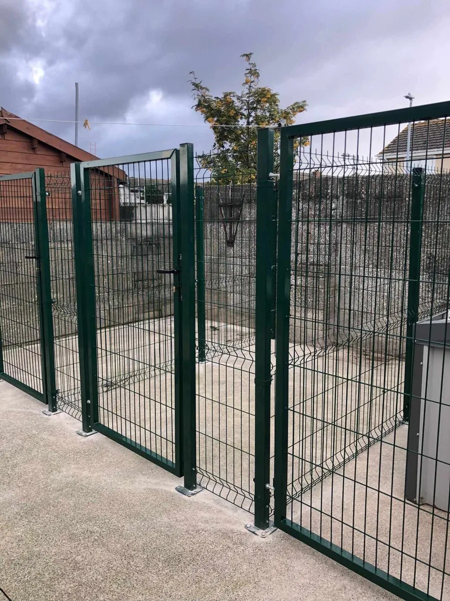 Dog pen,dog run - Image 3