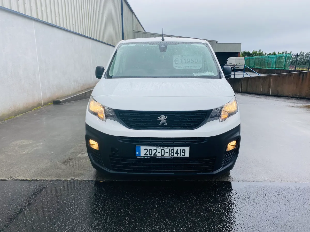 202 Peugeot partner 1.5 100bhp PRO €11,950 + VAT - Image 2
