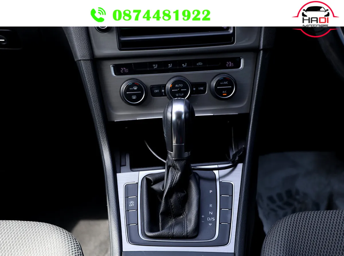 Golf 2014 blue - Image 3