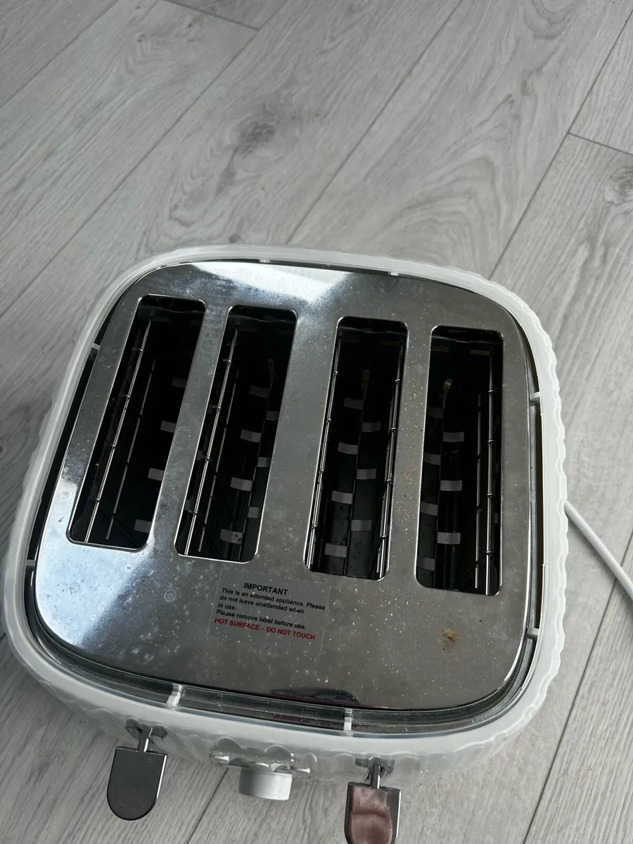DeLonghi Ballerina 4-slice toaster - Image 4