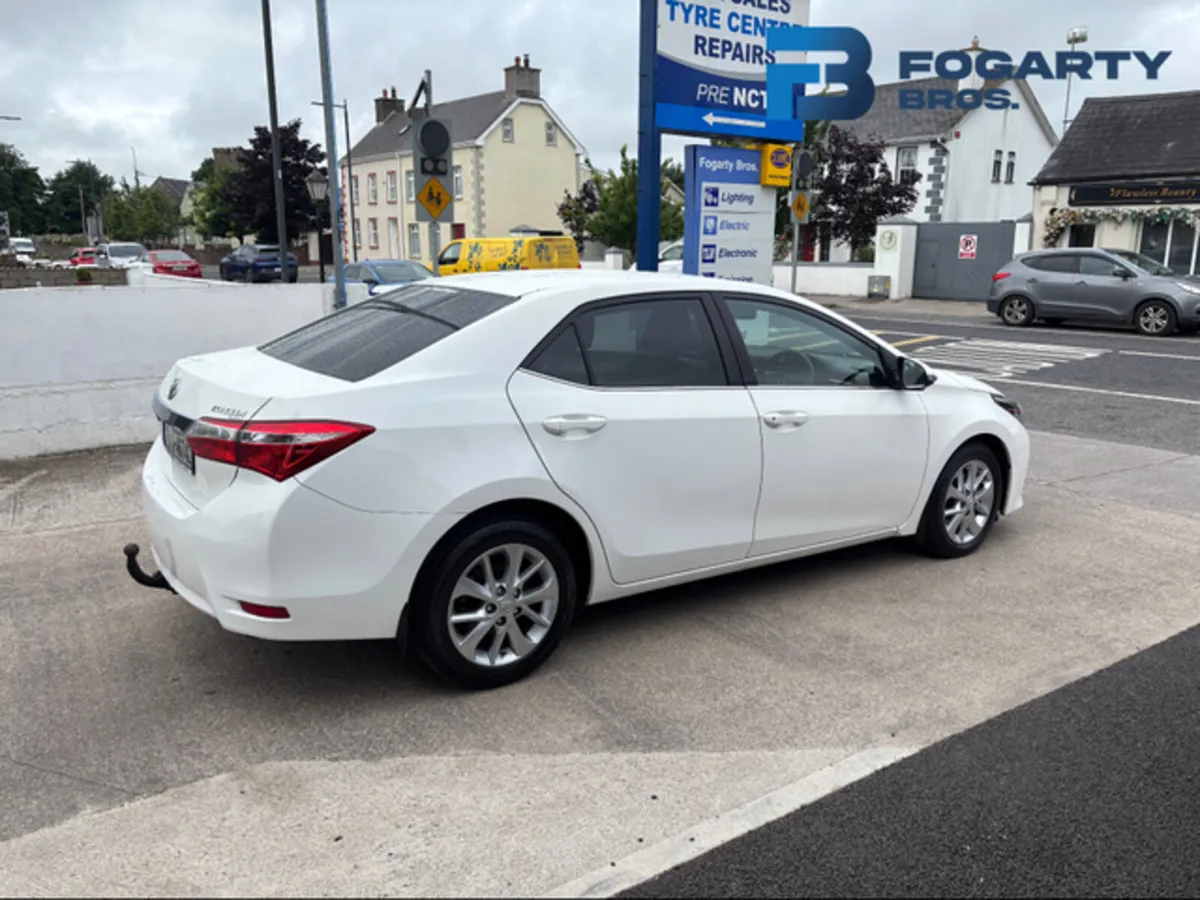Toyota Corolla 2016, 1.4 D-4D LUNA 4DR - Image 4