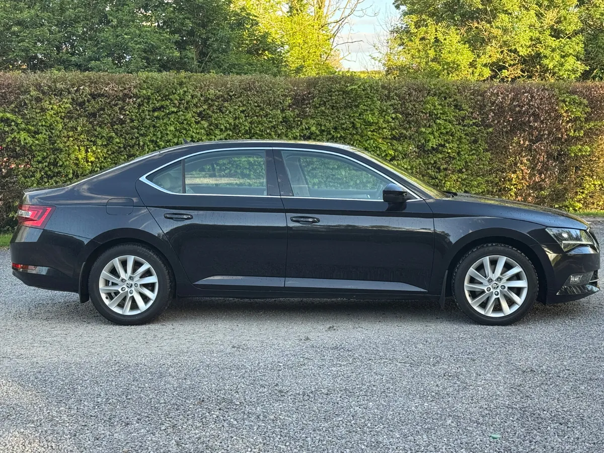 Skoda Superb 2018 style Low mileage - Image 2