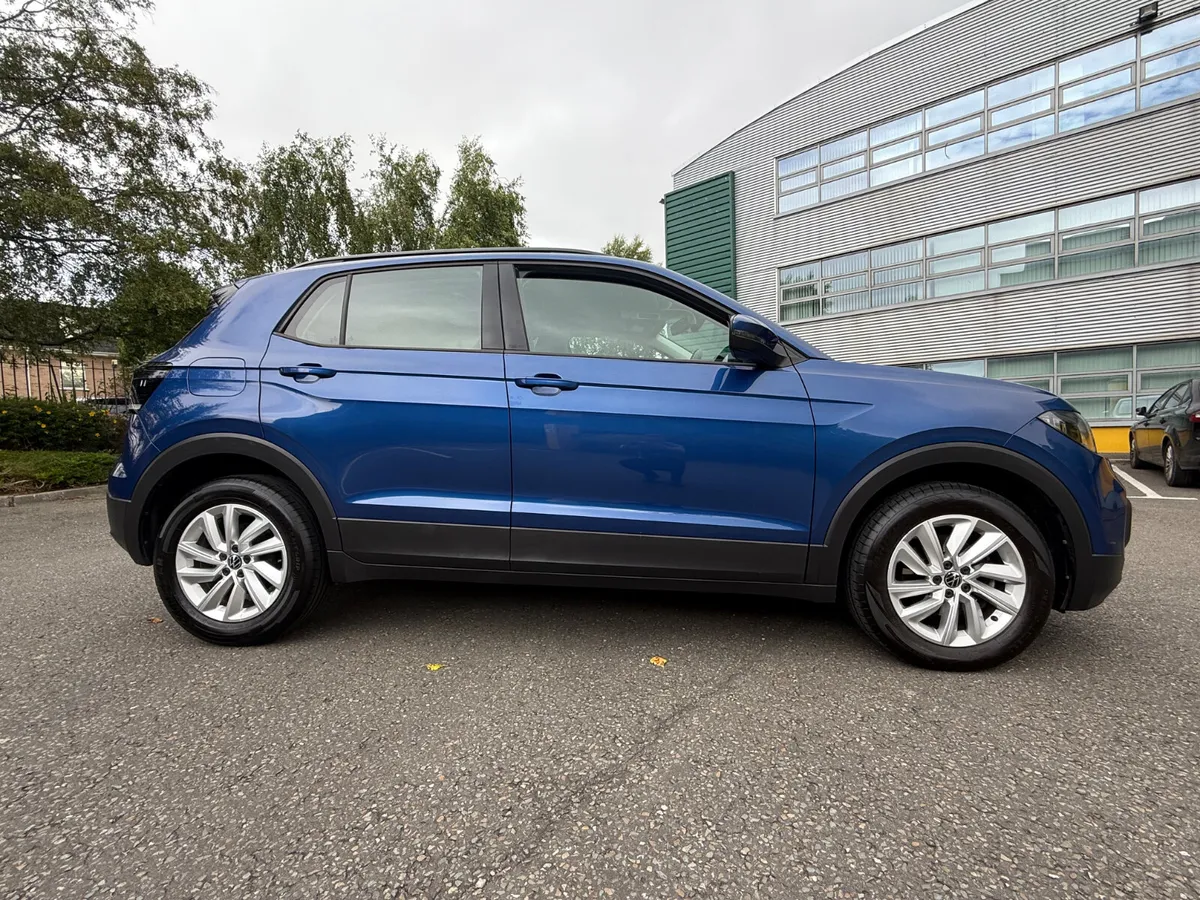 Volkswagen T-Cross 2022 - Image 3